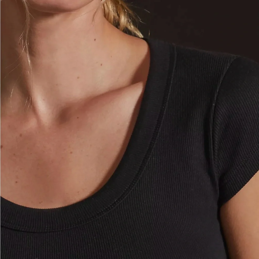 Pilcro Slim Scoop Neck Tee - Picture 3 of 4